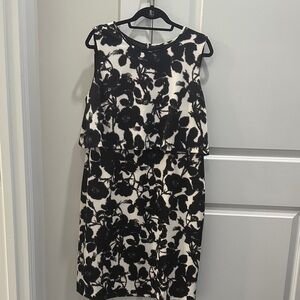 Chico's Black and White Floral Midi Dress Size 3/XL/16